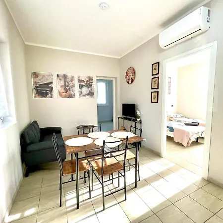 Апартаменты Casina Mia Assisi Airport Perugia Umbriafiere Бастия-Умбра
